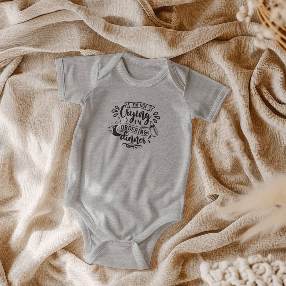 I'm not crying | Gerber ONESIES® BRAND SHORT SLEEVE BODYSUITS - Black