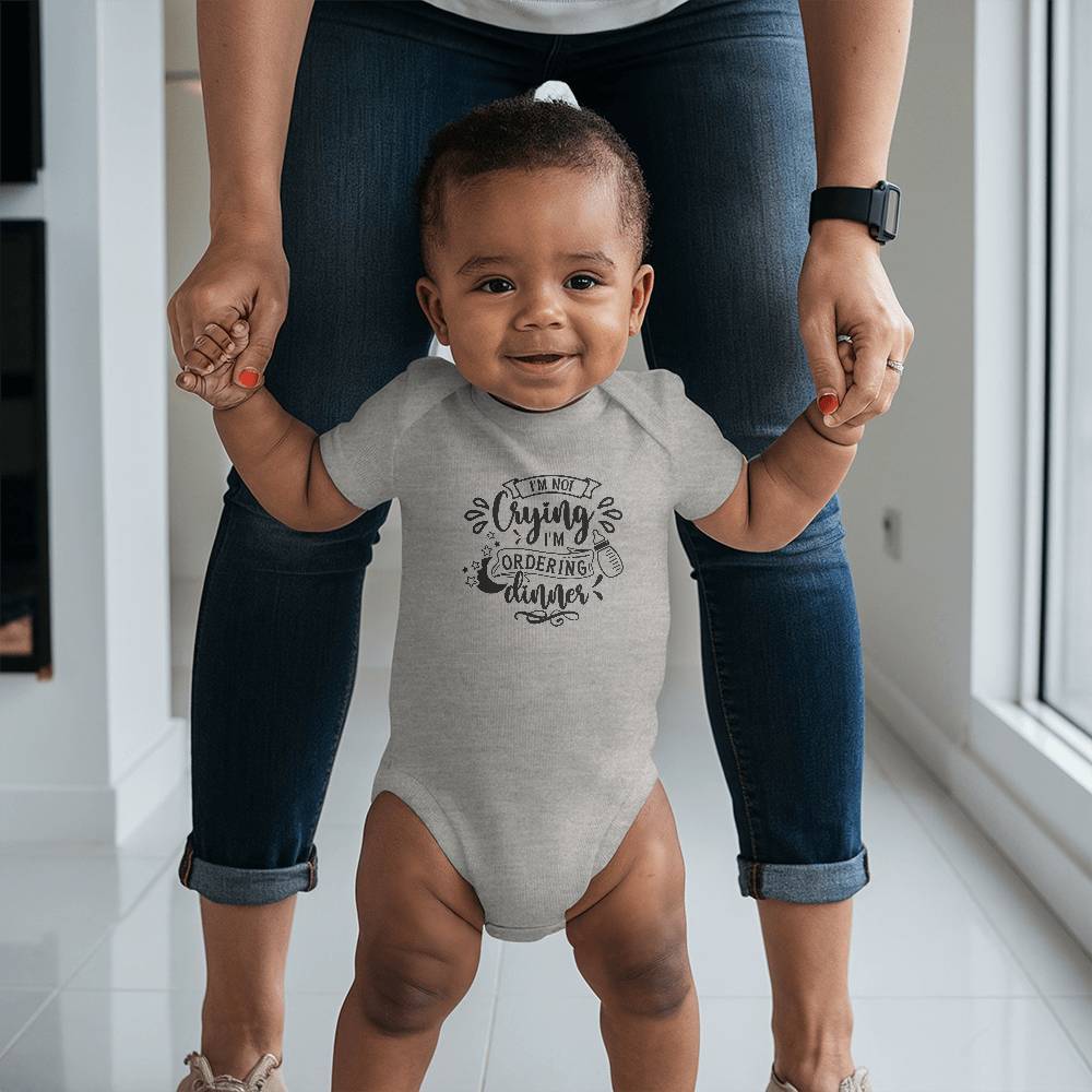 I'm not crying | Gerber ONESIES® BRAND SHORT SLEEVE BODYSUITS - Black