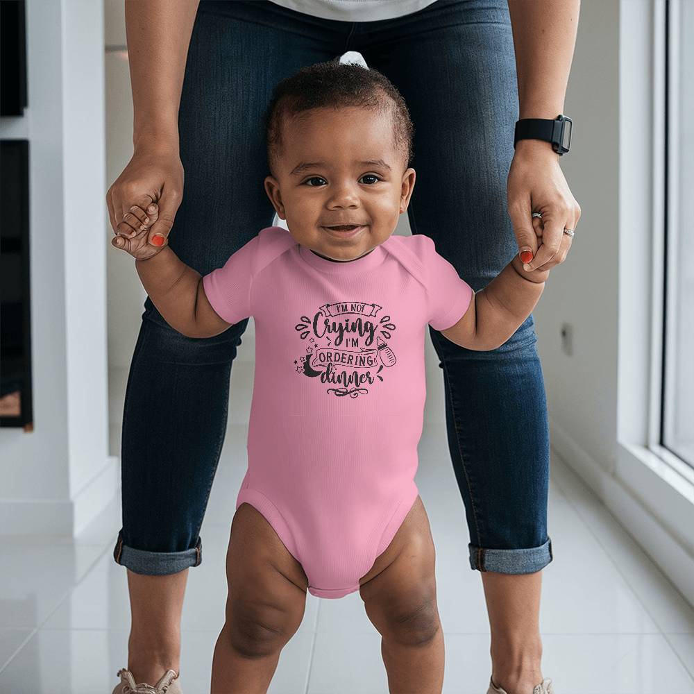 I'm not crying | Gerber ONESIES® BRAND SHORT SLEEVE BODYSUITS - Black